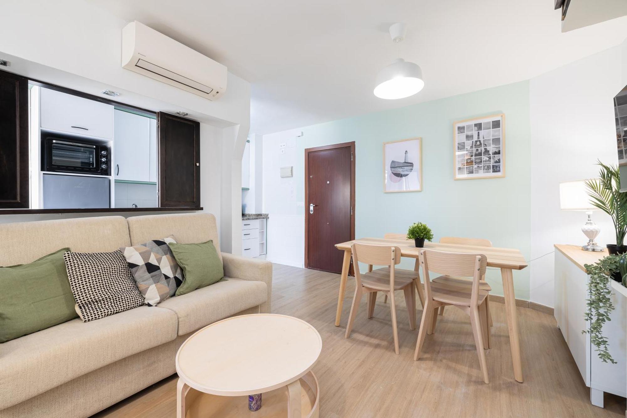 Lejlighed Holidays2malaga Guindos 500 Mts From And Promenade *